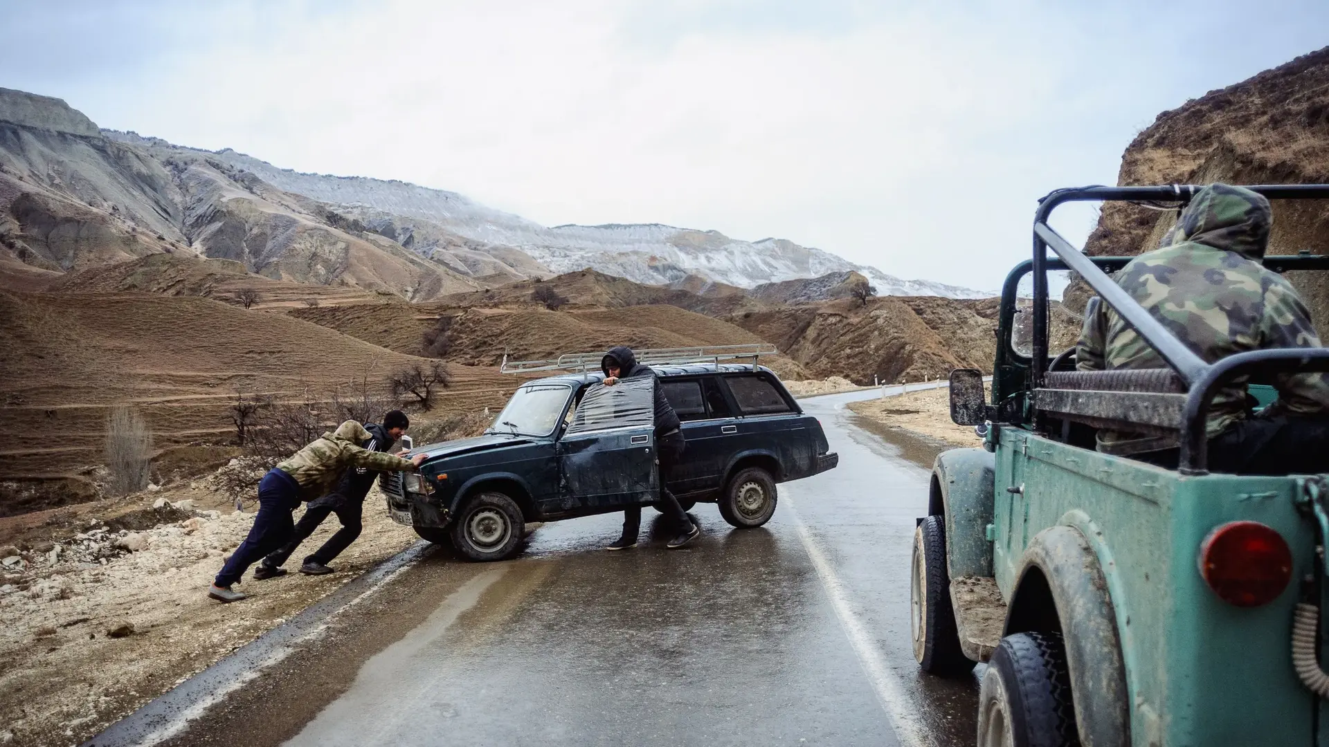 Overland Fleet & Off-Road Support: Safety Standards for Western China Expeditions