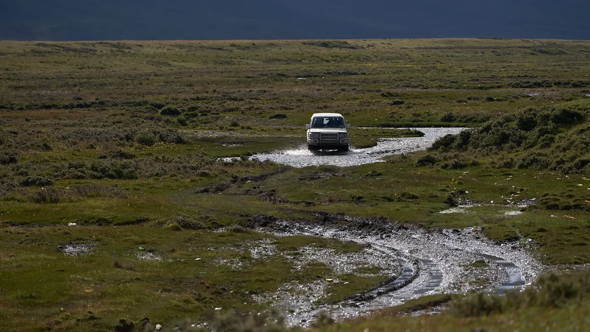 Wilderness River Crossing SOP: Managing Hydrological Risks in the Kham Highlands