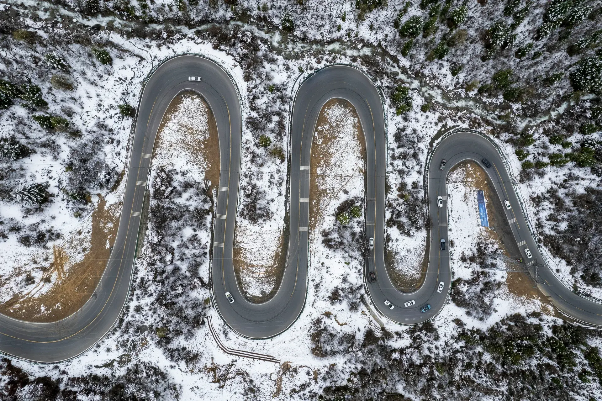 China Overland Alert (Peak Summer Season): Debunking 'Phantom Border Checkpoints' & Outdated Route Advisories