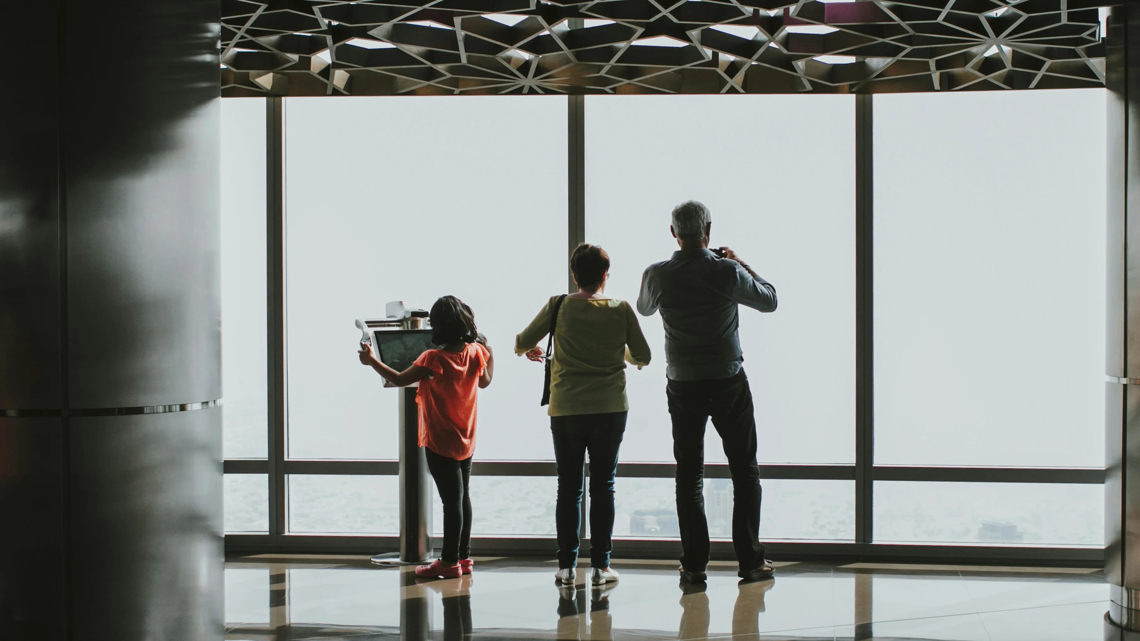 China Travel with Children Survival Guide (2026): A Practical Field Briefing on Ticketing, Safety Protocols, and Pediatric Healthcare