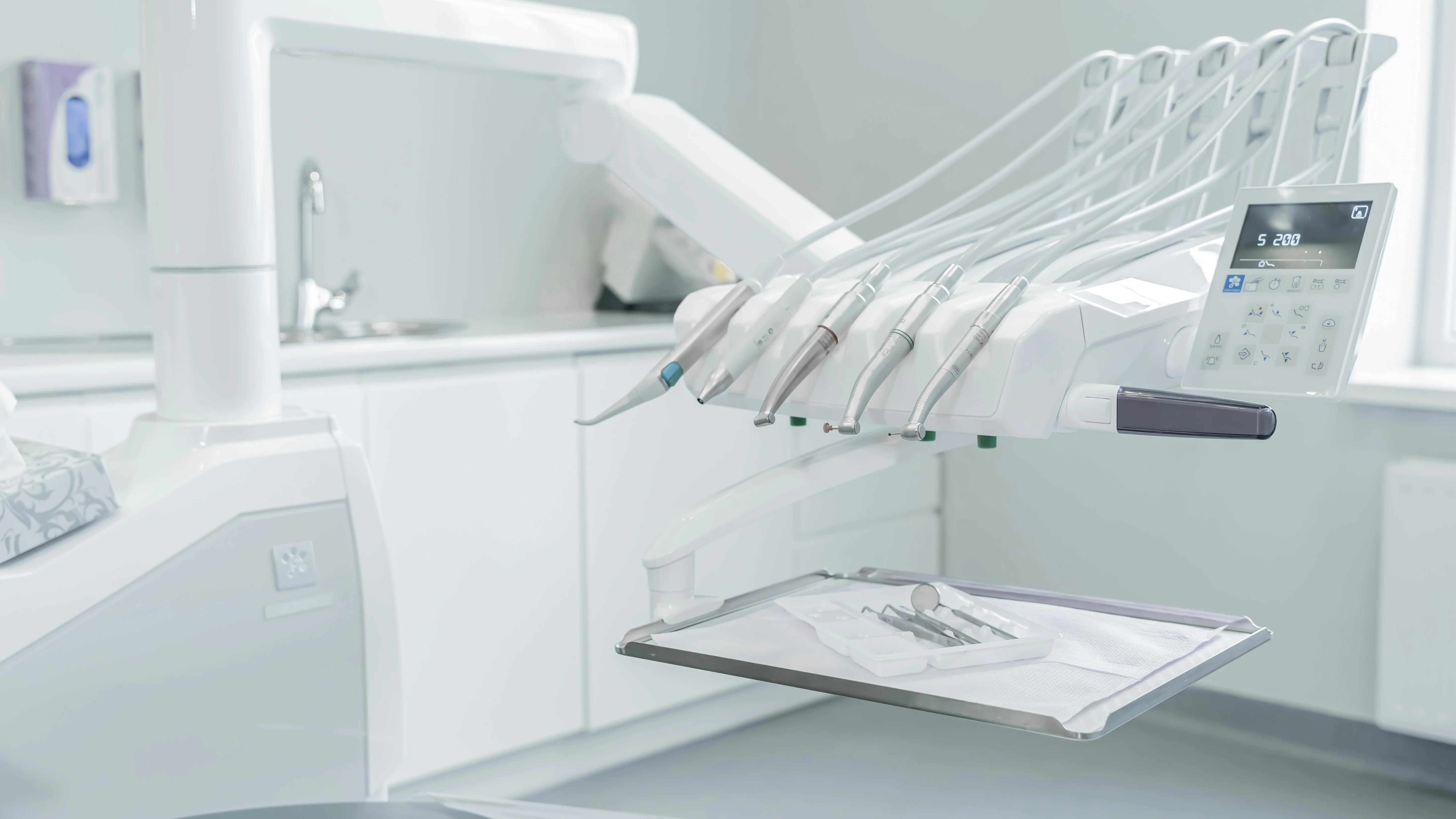 Emergency Dental Care in China: The Wilderness & City Survival Guide for Foreigners