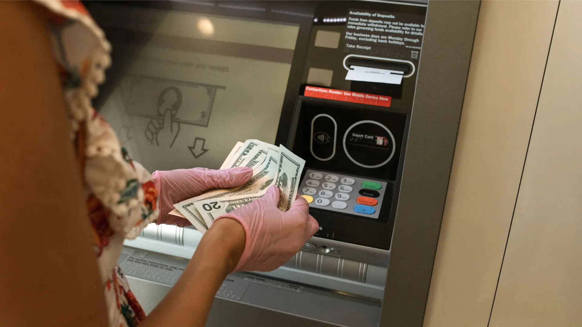 Regional ATM Withdrawal Limit Alert: Offshore Neo-Bank Freeze Risk