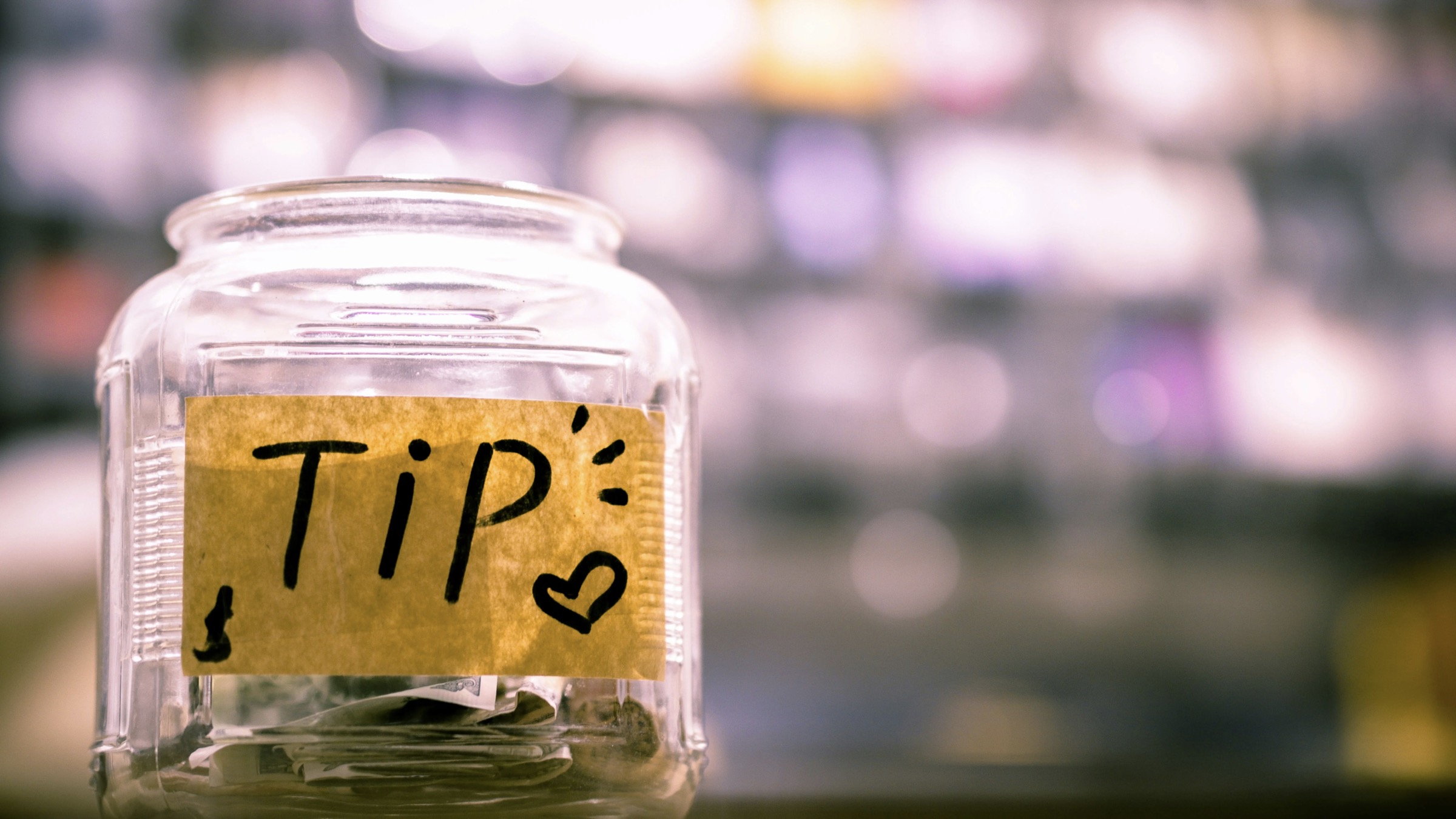 Tipping & Bargaining in China: The Definitive Guide for Foreign Travelers