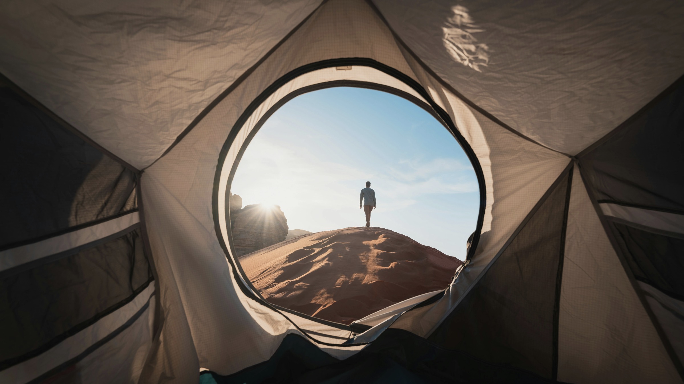 Wild Camping & Wilderness Bivouac in China: The Compliance and Police Registration Guide