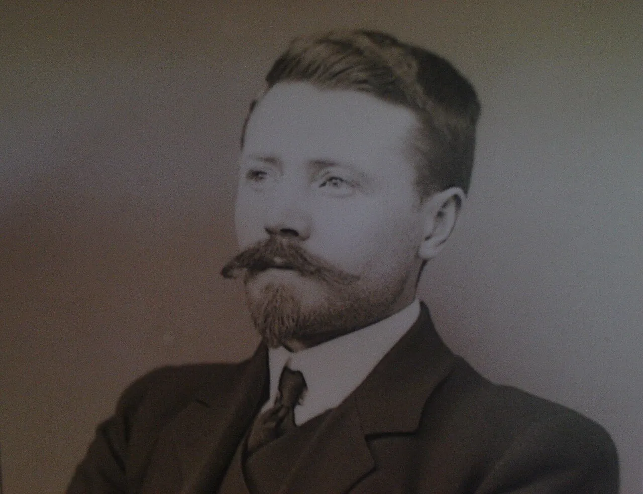 E.H. Wilson: The Botanist Who Conquered Sichuan