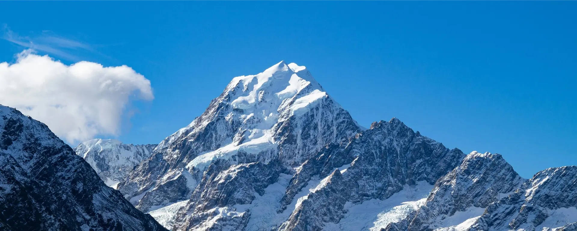 Everest North Face Overland